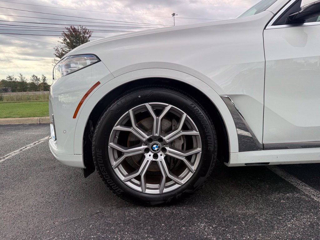 Used 2021 BMW X7 xDrive40i w/ Premium Package AWD/4WD image 25