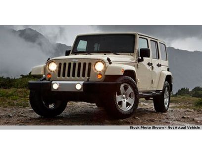 Used 2012 Jeep Wrangler Unlimited Sahara w/ Dual Top Group