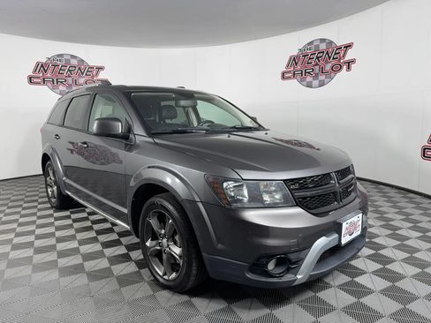 Used 2015 Dodge Journey Crossroad w/ Flexible Seating Group AWD/4WD image 9
