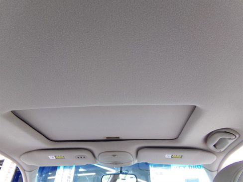 Used 2001 Lincoln Continental image 47