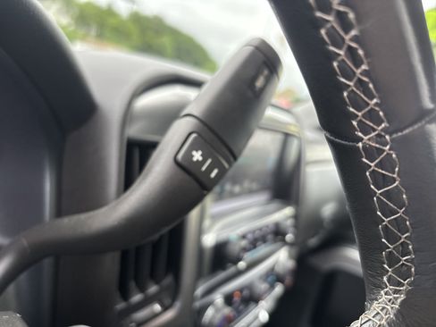 Used 2019 Chevrolet Silverado 1500 LT w/ All Star Edition AWD/4WD image 23