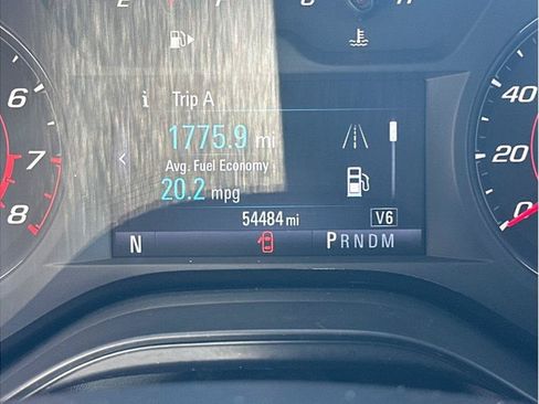 Used 2017 Chevrolet Camaro LT RWD image 17