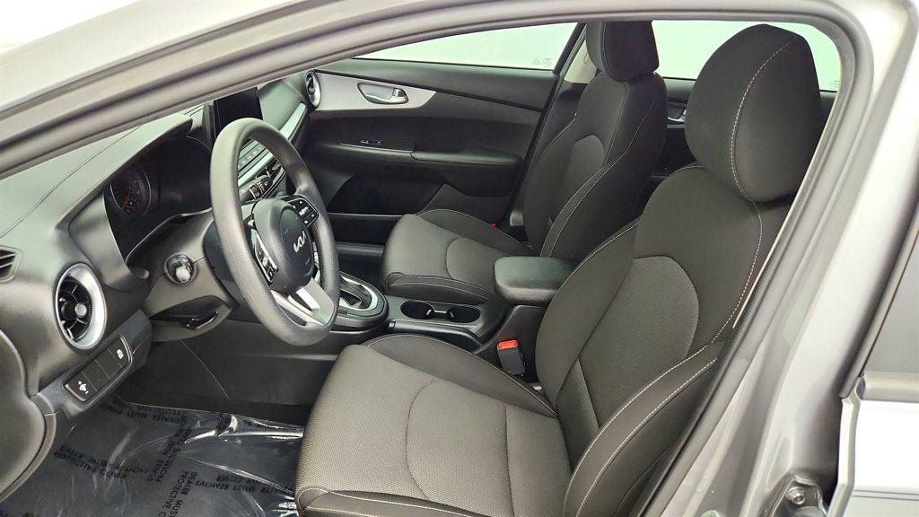 Used 2023 Kia Forte LXS FWD image 19