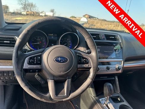 Used 2017 Subaru Outback 3.6R Touring w/ Popular Package #5A image 11