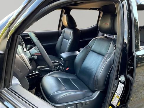 Used 2021 Toyota Tacoma TRD Pro AWD/4WD image 24