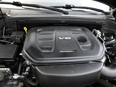 Used 2019 Jeep Grand Cherokee Laredo AWD/4WD image 16