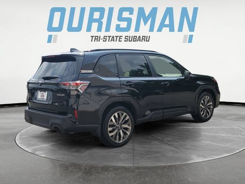 Certified 2025 Subaru Forester Touring AWD/4WD image 6