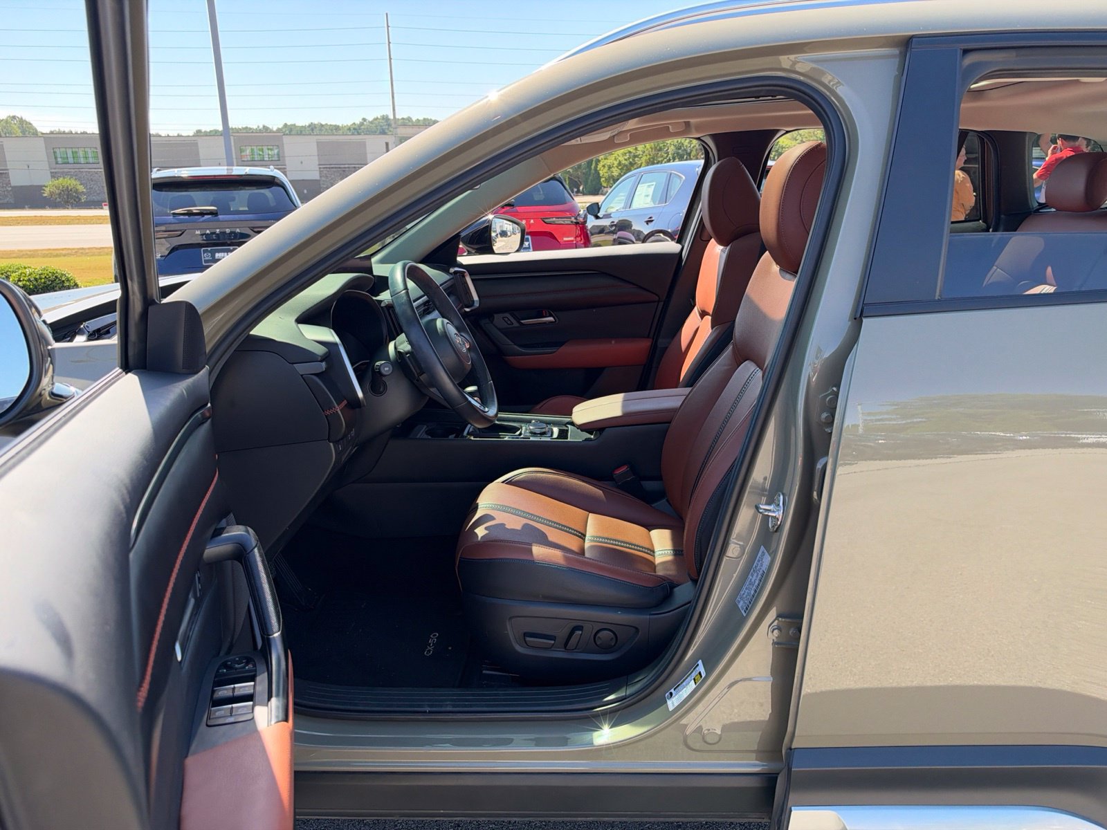 Used 2023 MAZDA CX-50 Meridian Edition w/ Cargo Package AWD/4WD image 28