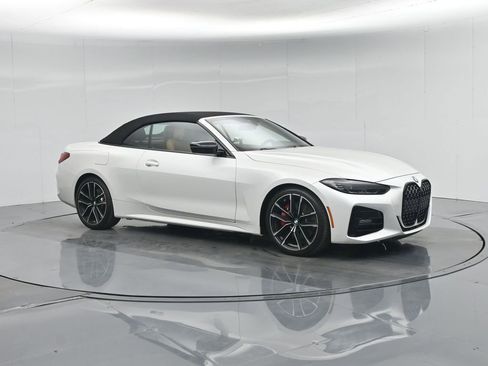 Used 2023 BMW 430i Convertible w/ M Sport Package RWD image 25
