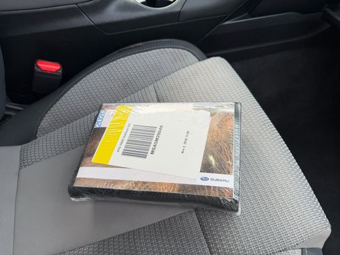 Used 2020 Subaru Outback Premium image 18