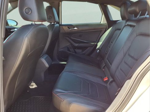 Used 2021 Volkswagen Jetta GLI Autobahn w/ GLI Autobahn Black Package image 12