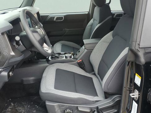 New 2026 Ford Bronco 4-Door image 13