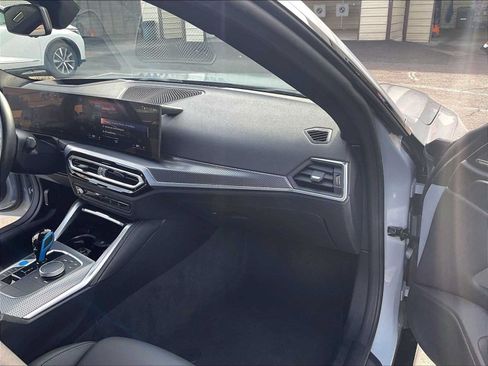 Used 2023 BMW i4 eDrive40 w/ M Sport Package RWD image 17