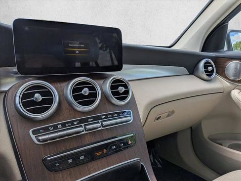 Used 2021 Mercedes-Benz GLC 300 4MATIC image 13