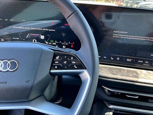 New 2025 Audi Q5 Premium Plus AWD/4WD image 25