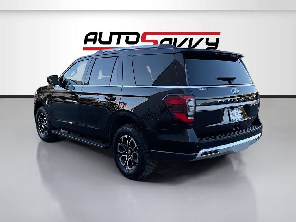 Used 2023 Ford Expedition Limited RWD image 5