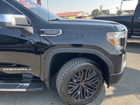 Used 2020 GMC Sierra 1500 Denali w/ Technology Package AWD/4WD image 5