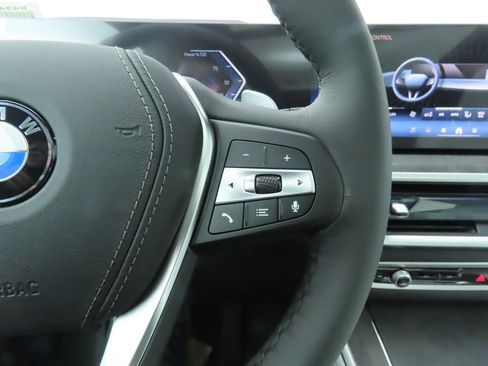 Used 2026 BMW X5 sDrive40i w/ Climate Comfort Package RWD image 13