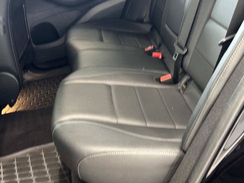 Certified 2025 Mercedes-Benz GLE 450 4MATIC image 5
