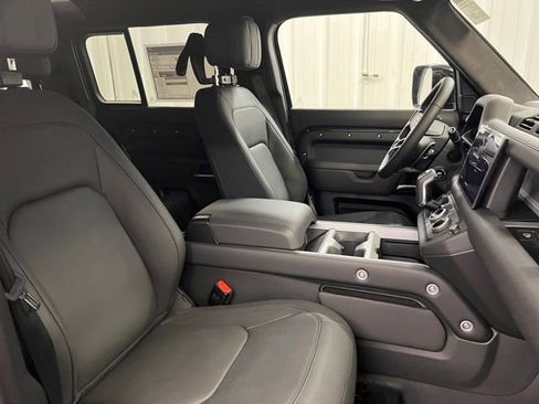 New 2025 Land Rover Defender 110 V8 image 20