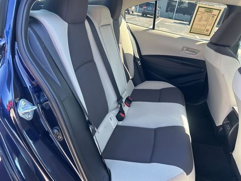 Used 2025 Toyota Corolla LE image 25