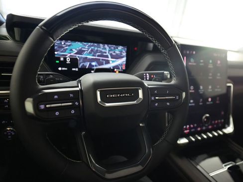 Used 2026 GMC Yukon Denali Ultimate image 21