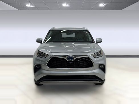 Used 2023 Toyota Highlander Platinum AWD/4WD image 5