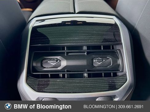 Used 2026 BMW 740i xDrive image 27