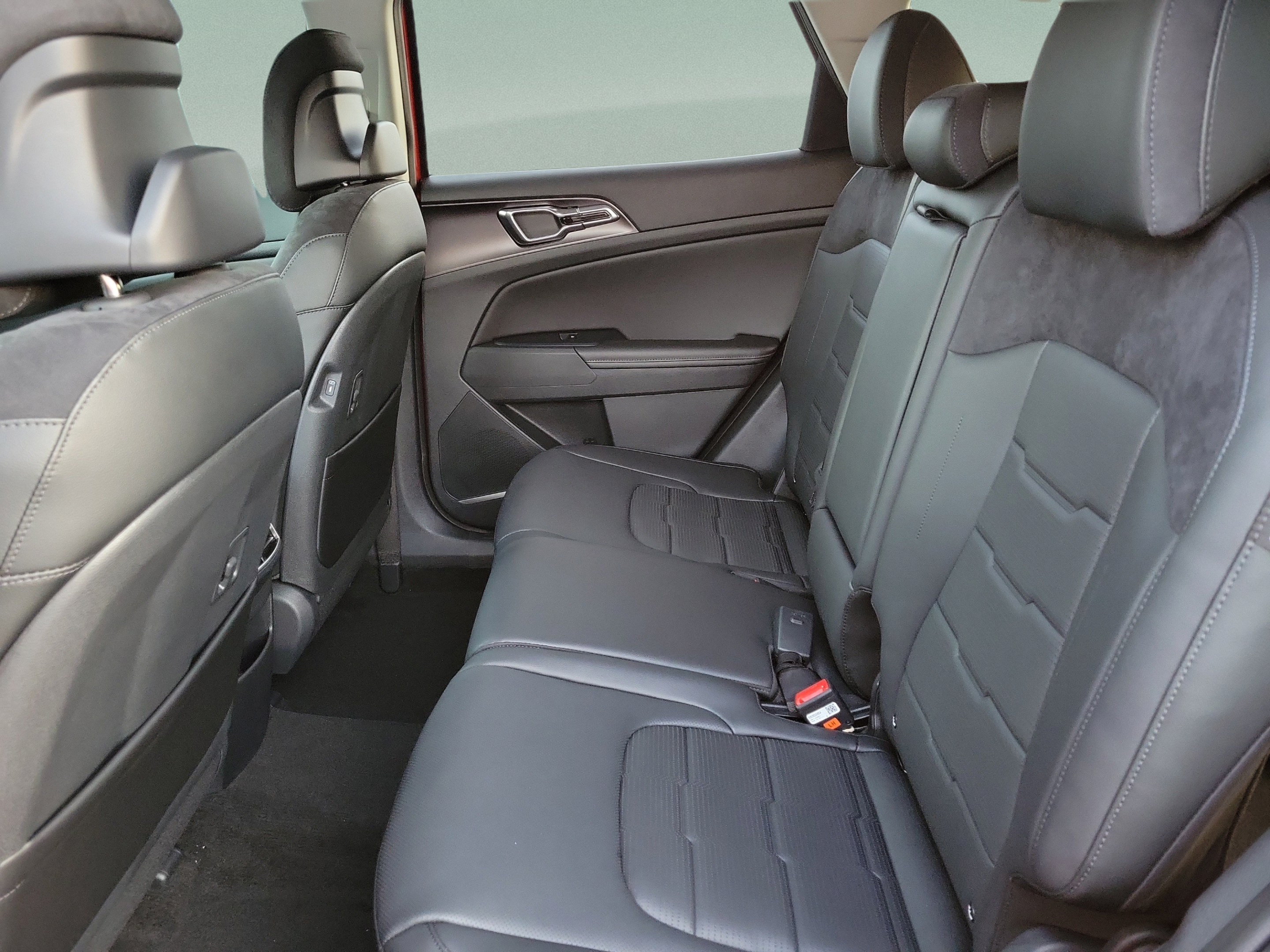 New 2027 Kia Sportage SX FWD image 9