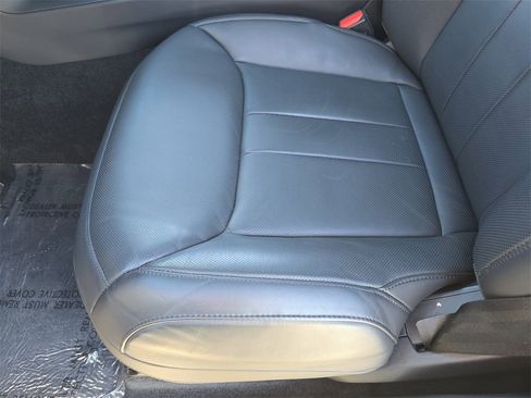 Certified 2025 Land Rover Range Rover Sport Dynamic SE image 30