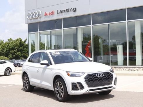 Used 2025 Audi Q5 2.0T Premium Plus AWD/4WD image 1
