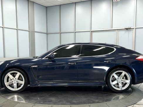 Used 2010 Porsche Panamera 4S AWD/4WD image 4