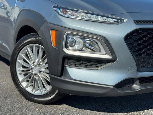 Used 2021 Hyundai Kona SEL FWD image 3