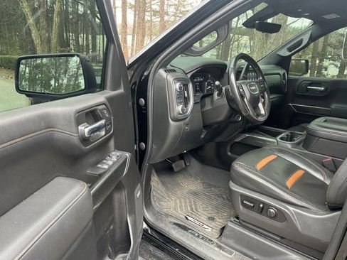 Used 2020 GMC Sierra 1500 AT4 w/ AT4 Premium Package image 4