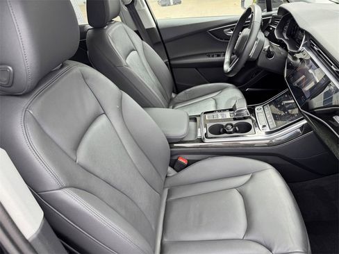 Used 2022 Audi Q7 3.0T Premium Plus w/ Premium Plus Package image 29