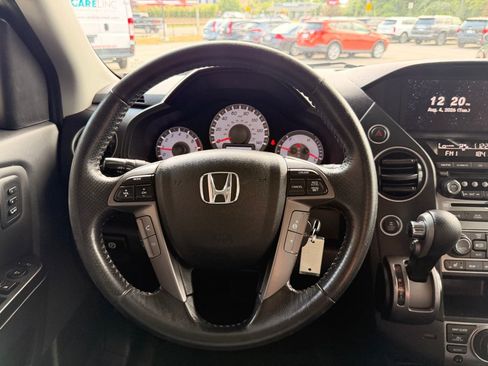 Used 2015 Honda Pilot Touring image 21