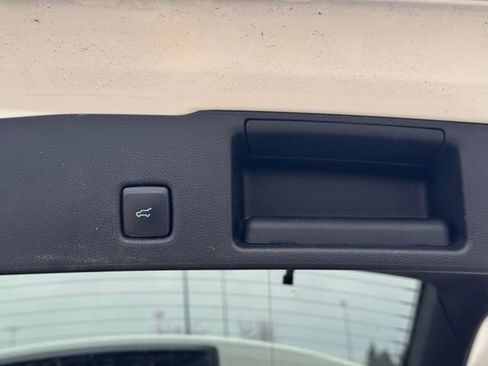 Used 2022 Ford Escape Titanium w/ Titanium Elite Package image 32