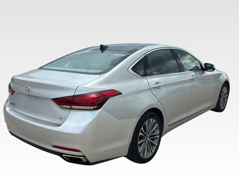 Used 2015 Hyundai Genesis 3.8 w/ Option Group 02 RWD image 4