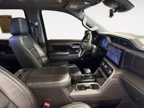 Used 2023 GMC Sierra 1500 Denali w/ Denali Reserve Package AWD/4WD image 16
