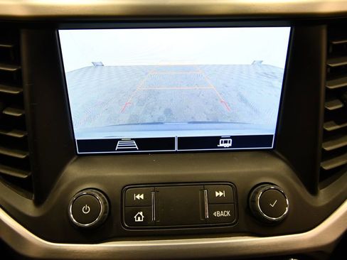 Used 2023 GMC Acadia SLE w/ Driver Convenience Package image 27