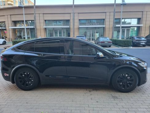 Used 2018 Tesla Model X 100D AWD/4WD image 11