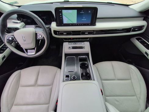 Used 2025 Lincoln Aviator Reserve w/ Illumination Package AWD/4WD image 14