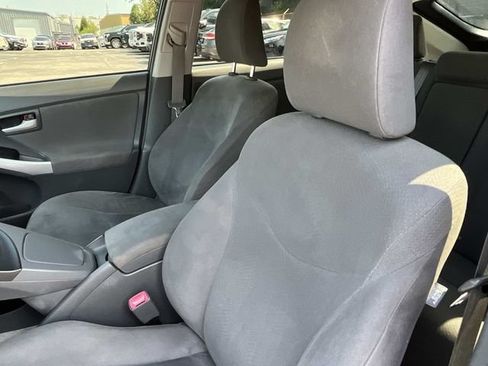 Used 2010 Toyota Prius Two FWD image 31