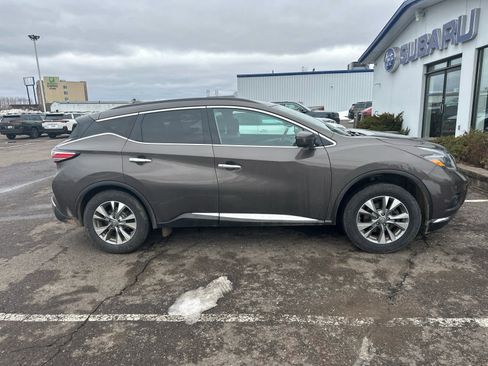 Used 2018 Nissan Murano SV AWD/4WD image 4