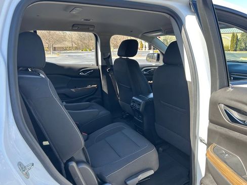 Certified 2023 GMC Acadia SLE w/ Driver Convenience Package image 49