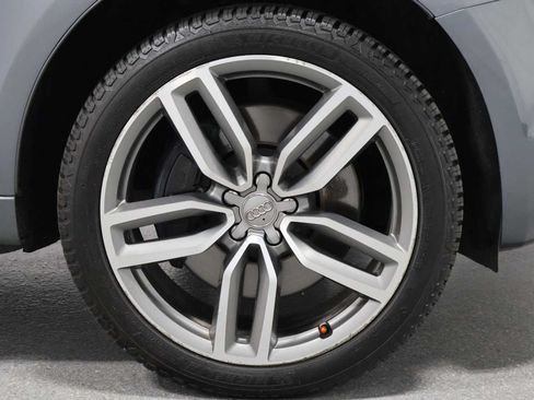 Used 2016 Audi SQ5 Premium Plus w/ Technology Package AWD/4WD image 12