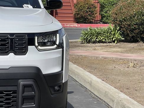 New 2026 Jeep Cherokee Laredo AWD/4WD image 7