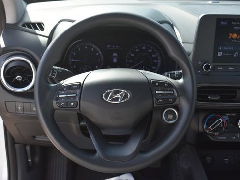 Used 2023 Hyundai Kona SEL FWD image 19