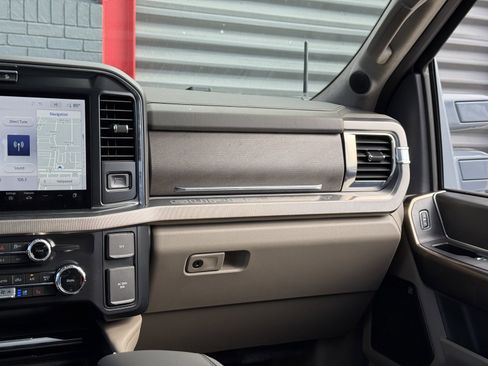 Used 2026 Ford F450 Platinum w/ Platinum Plus Package image 33