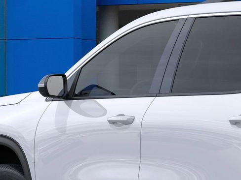 New 2026 Chevrolet Traverse LT w/ Driver Confidence Package image 12